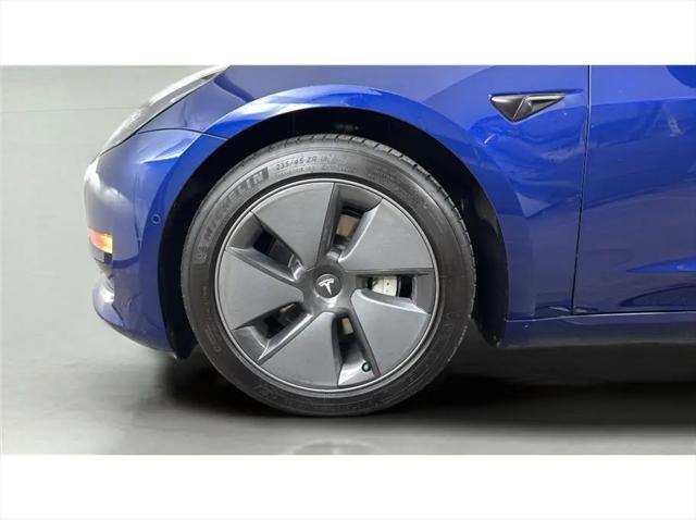 2021 Tesla Model 3 Standard Range Plus Rear-Wheel Drive