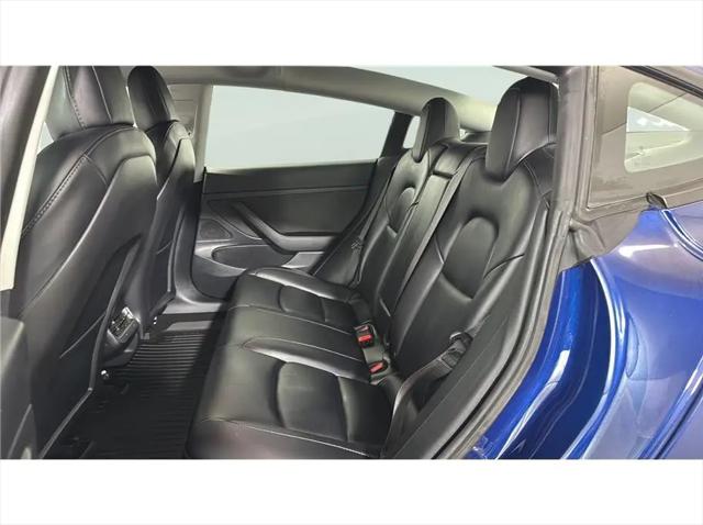 2021 Tesla Model 3 Standard Range Plus Rear-Wheel Drive