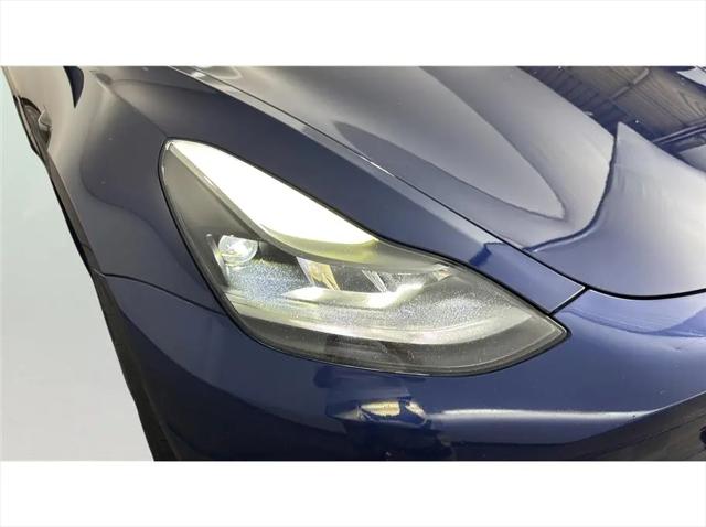 2021 Tesla Model 3 Standard Range Plus Rear-Wheel Drive