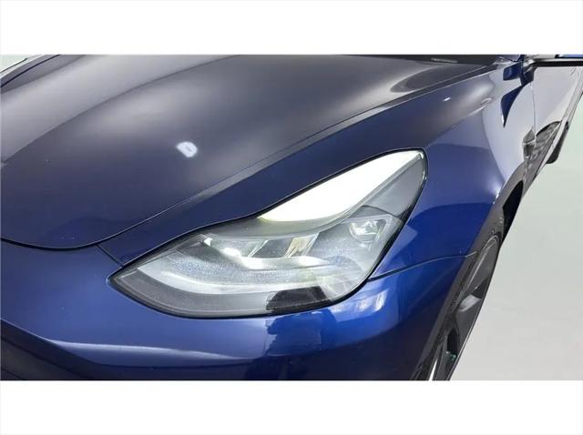 2021 Tesla Model 3 Standard Range Plus Rear-Wheel Drive