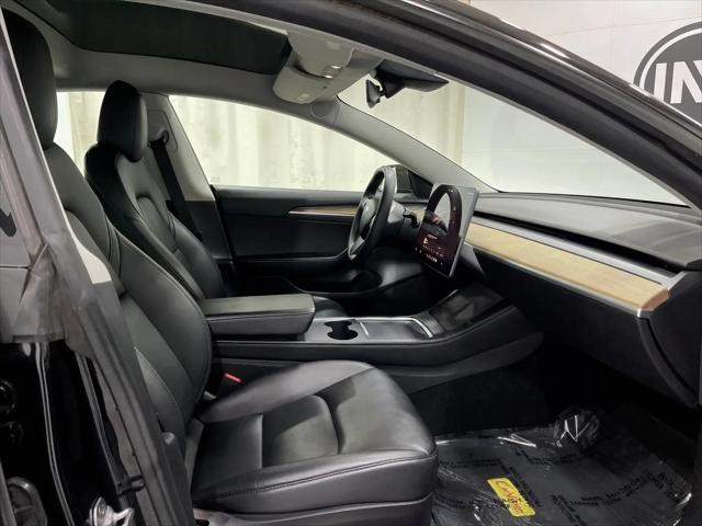 2022 Tesla Model 3 Rear-Wheel Drive