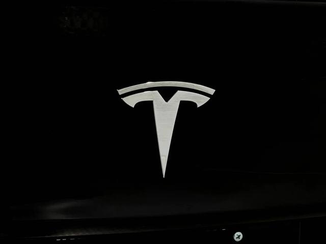 2022 Tesla Model 3 Rear-Wheel Drive
