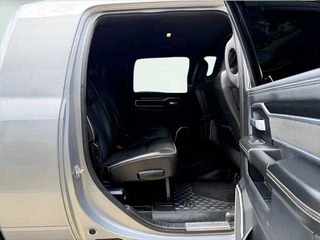 2021 Ram 3500 Laramie Mega Cab 4x4 64 Box