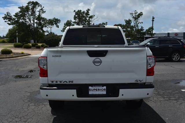 2023 Nissan Titan Crew Cab SV 4x2