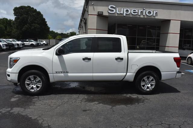 2023 Nissan Titan Crew Cab SV 4x2