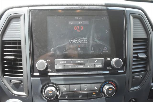2023 Nissan Titan Crew Cab SV 4x2