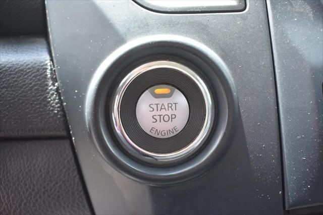 2023 Nissan Titan Crew Cab SV 4x2