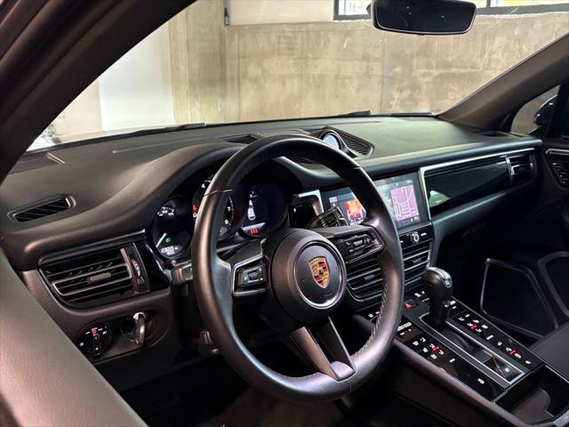 2023 Porsche Macan T