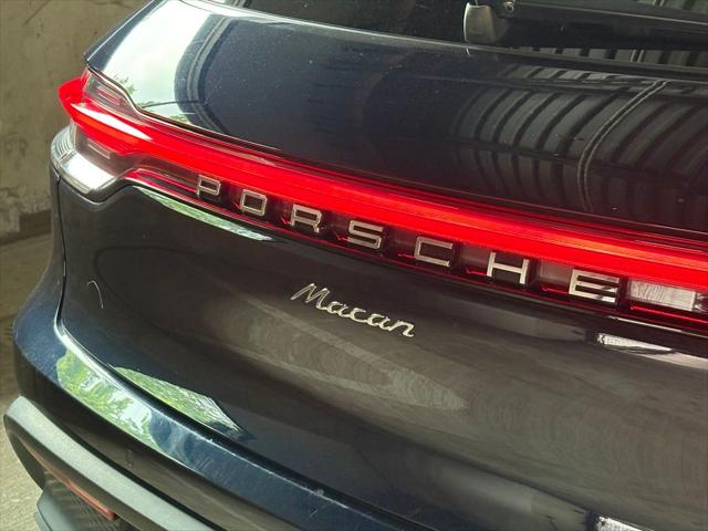 2023 Porsche Macan T