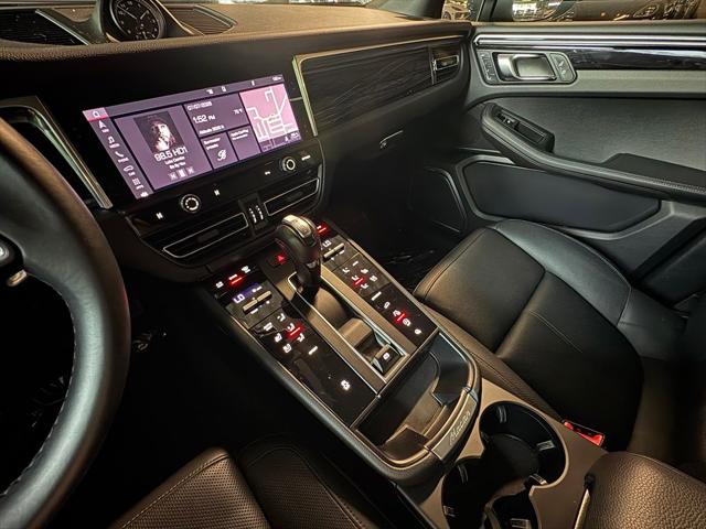 2023 Porsche Macan T