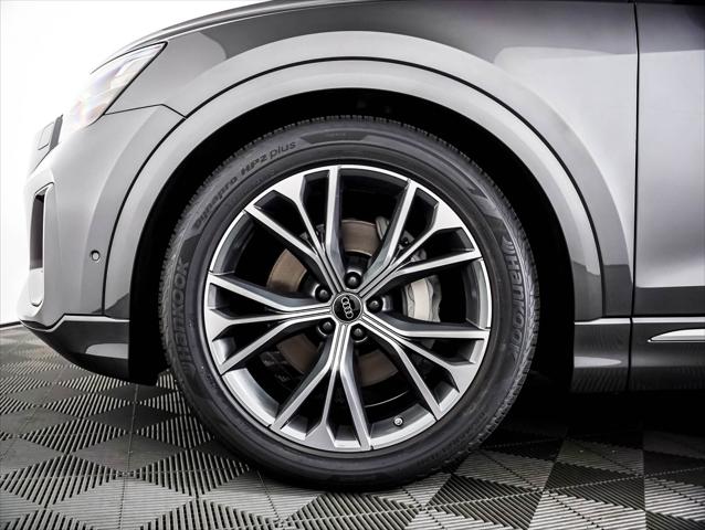 2026 Audi Q8 Premium Plus 55 TFSI quattro Tiptronic