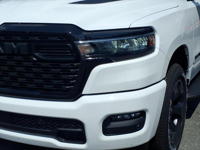 2026 Ram 1500 Express Crew Cab 4x4 57 Box