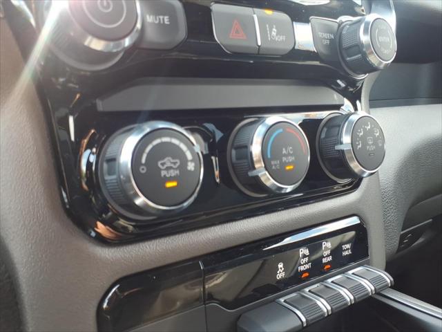 2026 Ram 1500 Express Crew Cab 4x4 57 Box