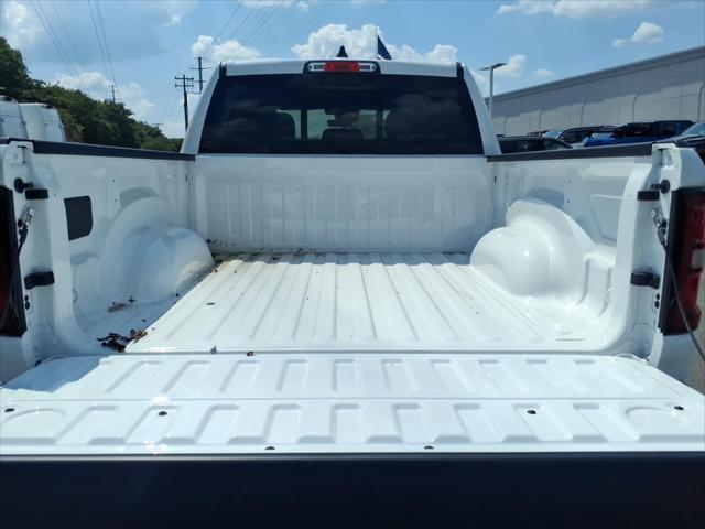 2026 Ram 1500 Express Crew Cab 4x4 57 Box