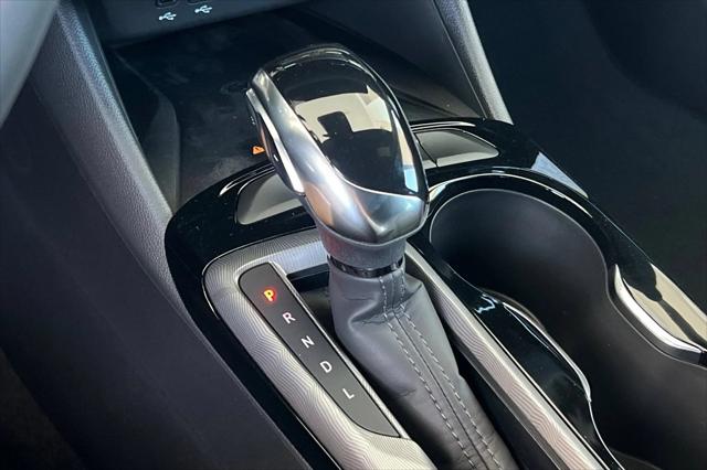 2026 Buick NV Sport Touring FWD
