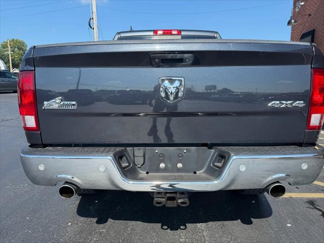 2017 Ram 1500 Big Horn Crew Cab 4x4 5'7" Box