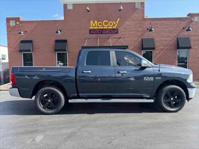 2017 Ram 1500 Big Horn Crew Cab 4x4 5'7" Box