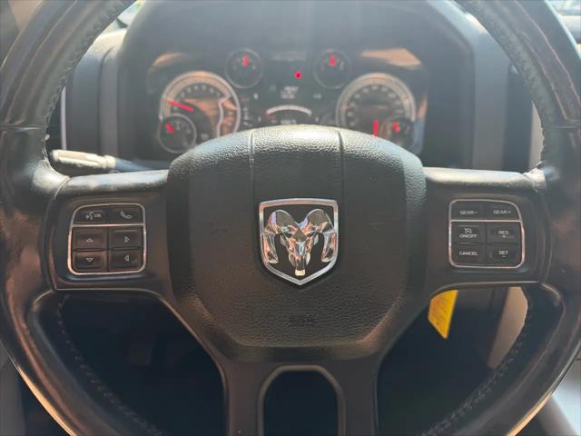 2017 Ram 1500 Big Horn Crew Cab 4x4 5'7" Box