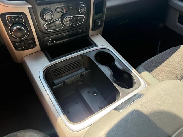 2017 Ram 1500 Big Horn Crew Cab 4x4 5'7" Box