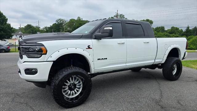2024 Ram 3500 Limited Mega Cab 4x4 64 Box