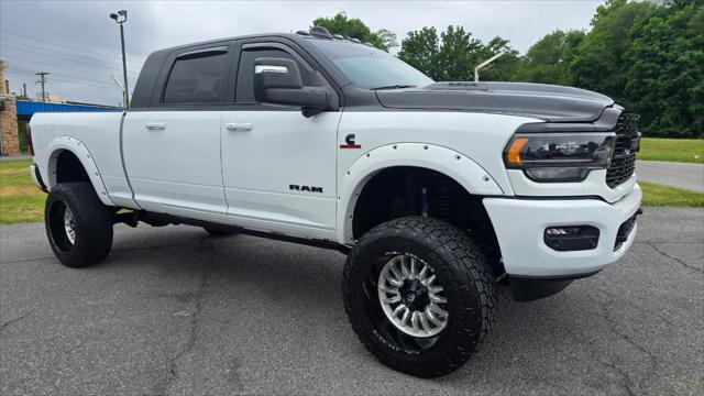 2024 Ram 3500 Limited Mega Cab 4x4 64 Box