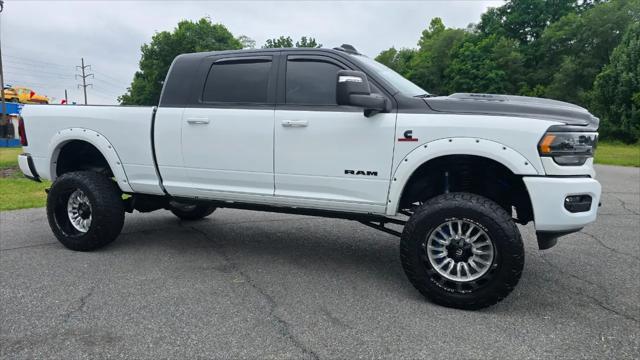 2024 Ram 3500 Limited Mega Cab 4x4 64 Box