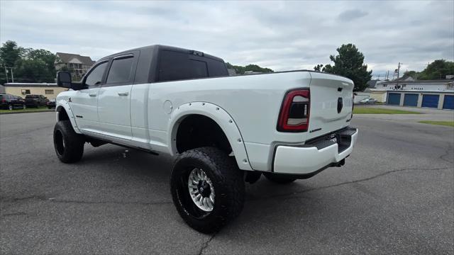 2024 Ram 3500 Limited Mega Cab 4x4 64 Box