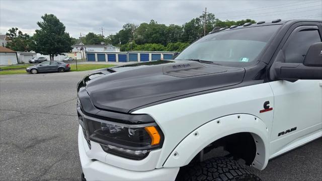 2024 Ram 3500 Limited Mega Cab 4x4 64 Box