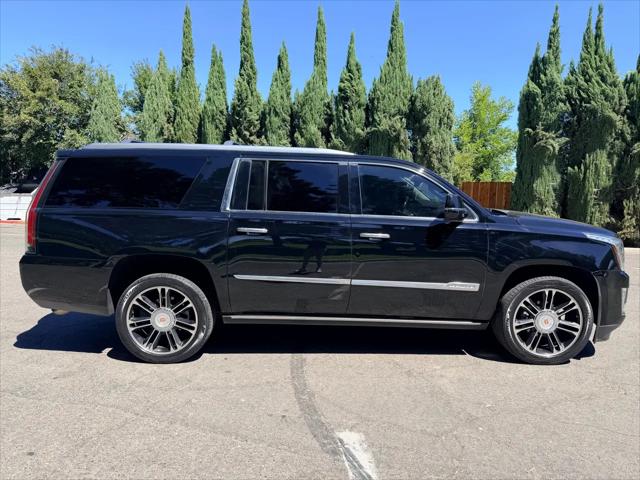 2017 Cadillac Escalade ESV Premium Luxury
