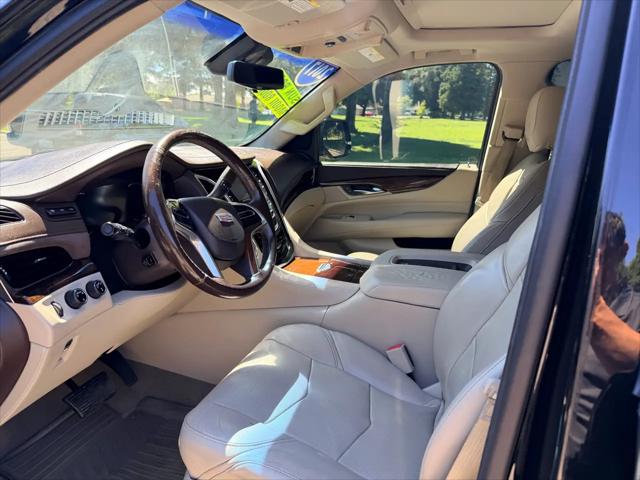 2017 Cadillac Escalade ESV Premium Luxury