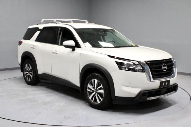 2024 Nissan Pathfinder SL 4WD for sale in Groveport, OH