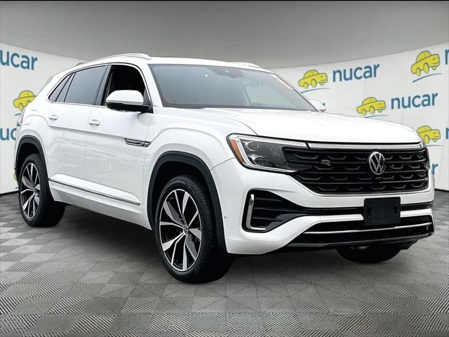 2024 Volkswagen Atlas Cross Sport 2.0T SEL Premium R-Line for sale in Woburn, MA