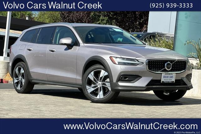 2026 Volvo V60 Cross Country Plus, B5 AWD Gas (mild hybrid) for sale in Walnut Creek, CA