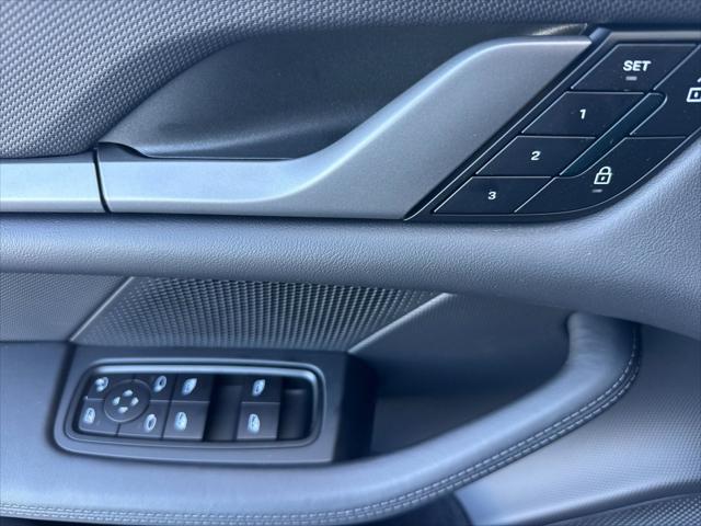 2026 Porsche Taycan 4