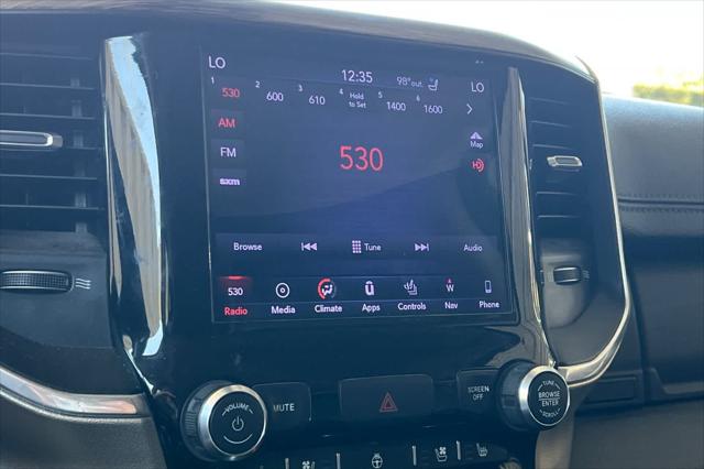 2019 Ram 1500 Laramie Crew Cab 4x4 57 Box