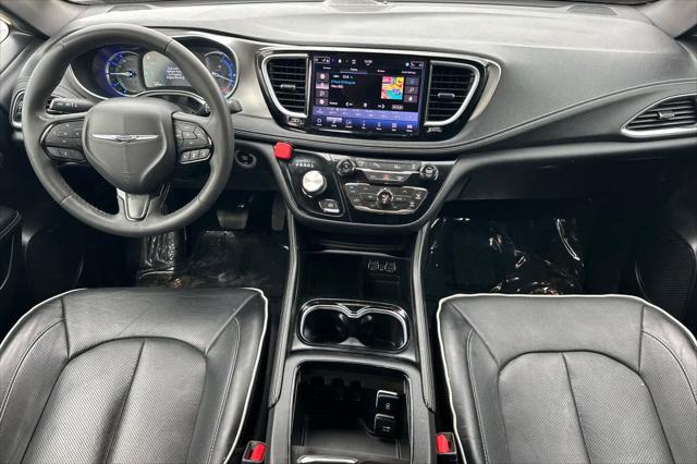 2022 Chrysler Pacifica Hybrid Limited