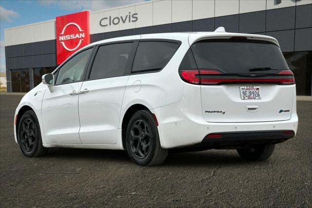 2022 Chrysler Pacifica Hybrid Limited