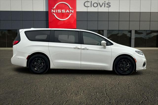 2022 Chrysler Pacifica Hybrid Limited