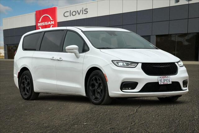 2022 Chrysler Pacifica Hybrid Limited