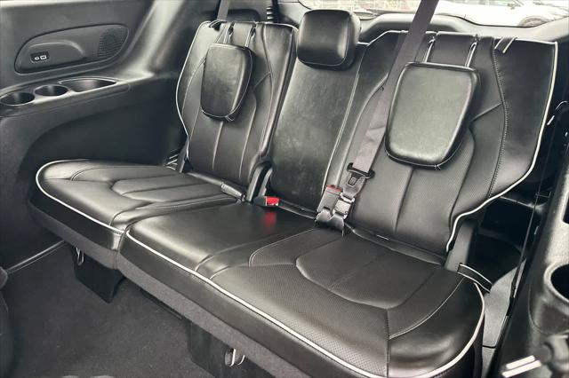 2022 Chrysler Pacifica Hybrid Limited