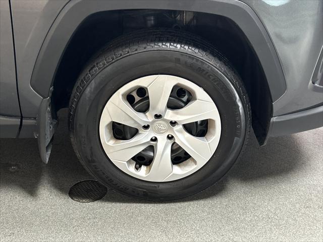 Certified Used 2025 MAGNETIC GRAY MET. Toyota  image 13