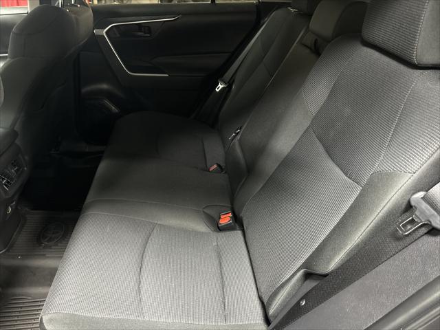 Certified Used 2025 MAGNETIC GRAY MET. Toyota  image 30