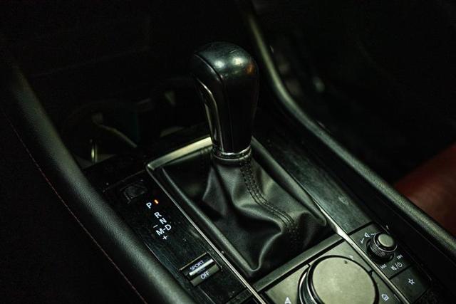 2023 Mazda Mazda3 2.5 S Carbon Edition