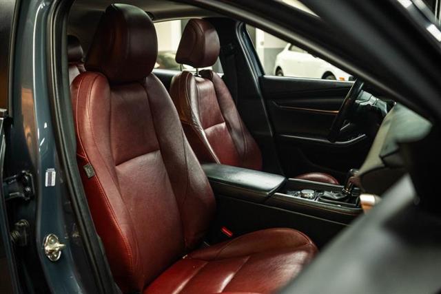 2023 Mazda Mazda3 2.5 S Carbon Edition