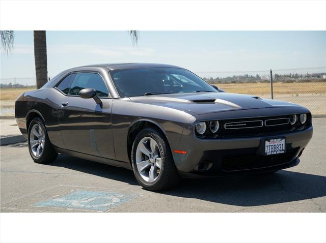 2016 Dodge Challenger SXT