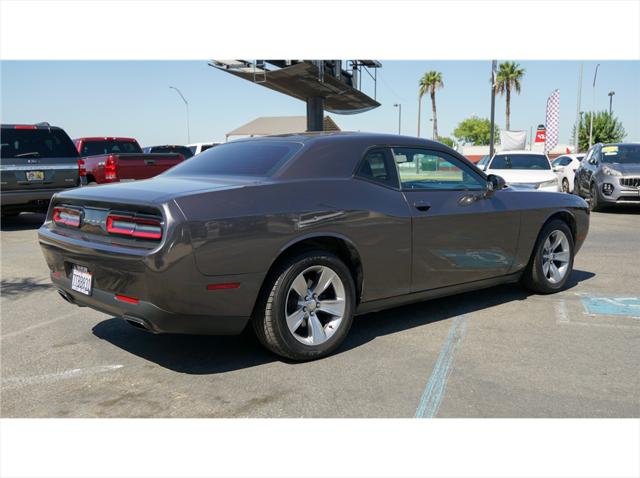 2016 Dodge Challenger SXT