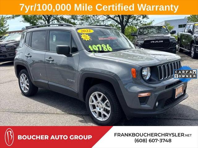 2022 Jeep Renegade Latitude 4x4 for sale in Janesville, WI