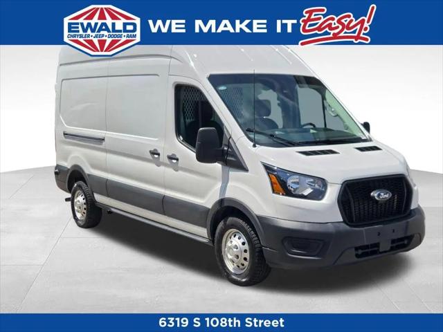 2025 Ford Transit Cargo Van Base for sale in Oconomowoc, WI