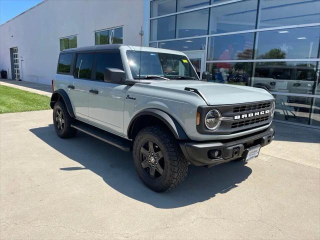 2022 Ford Bronco Black Diamond for sale in Ottawa, IL