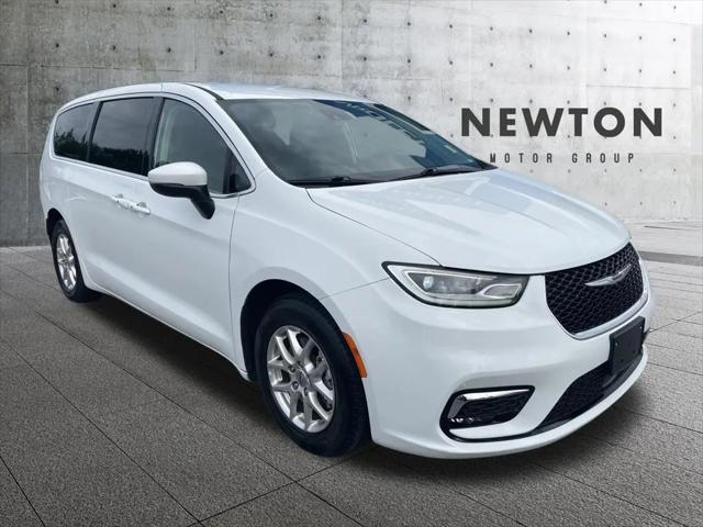 2023 Chrysler Pacifica Touring L for sale in Russellville, KY